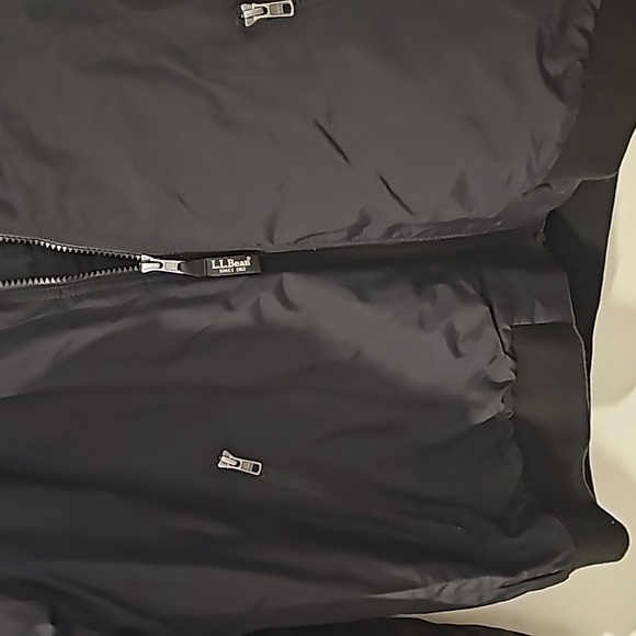 NWT LL Bean Men's Reg Warm Up Jacket Color Black Size M - Picture 3 of 4